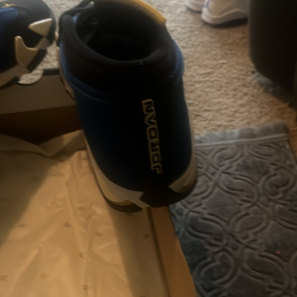 Retro 14 - Picture 4 of 5